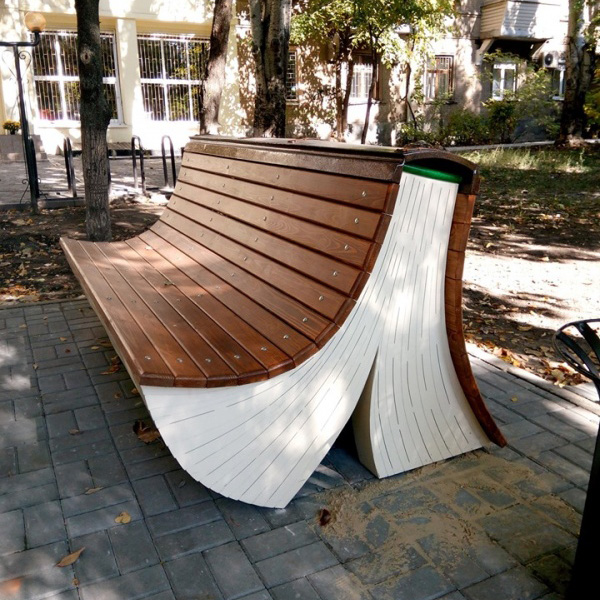 До 1 октября в Ростове-на-Дону благоустроят сквер у Дома книги за почти 3 млн рублей