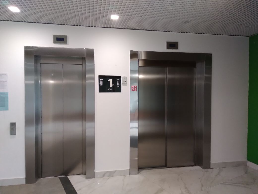 В высотке на ул. Революционной, 148А включили лифт после вмешательства прокуратуры