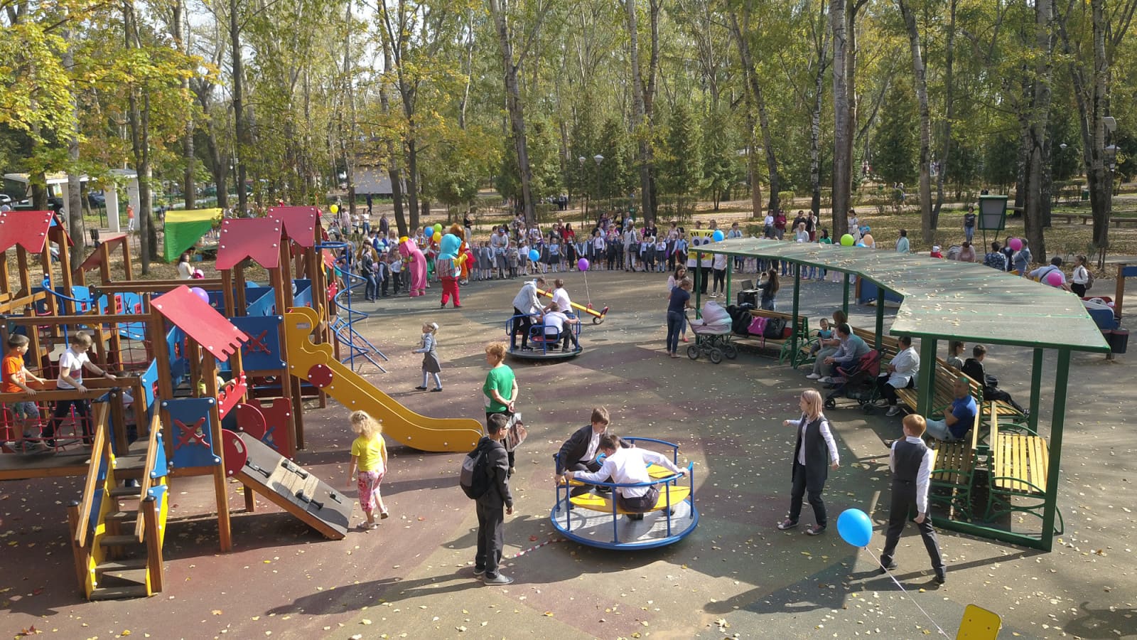 Зеленый парк» открыт после благоустройства в городе Павлово Нижегородскй  области