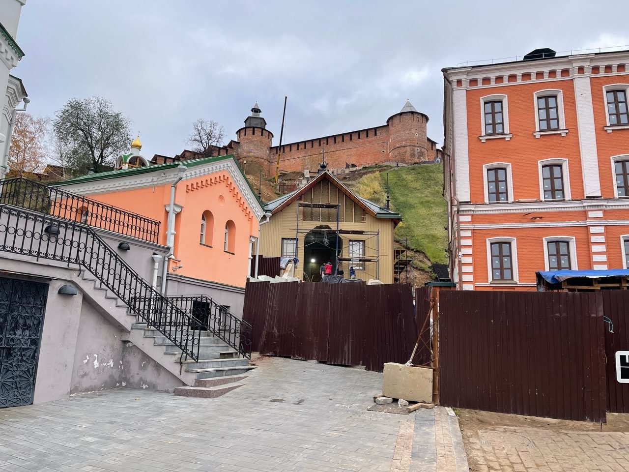 Устройство нижней станции фуникулера завершается в Нижнем Новгороде - фото 1